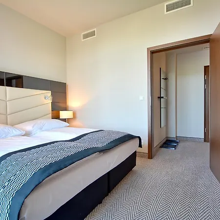 Prywatny Apartament Na Wydmie 코워브제크